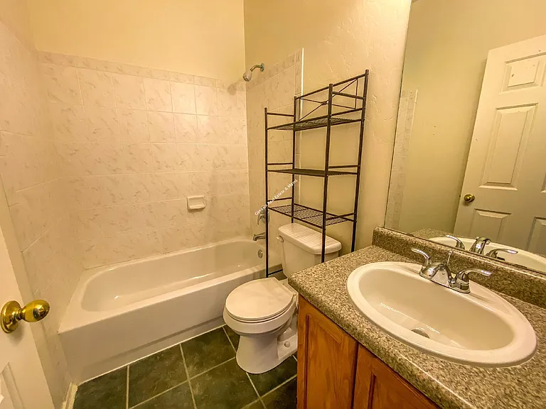 3526 S Mission Rd #3 — Photo 8