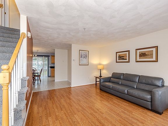 3rd image of 36 Ironwood Ln Unit 36