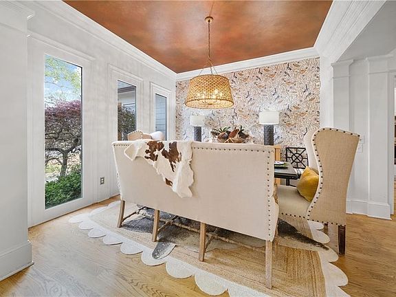5th image of 1540 Lakewood Pl