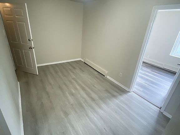 2nd image of 130 Broadway #3