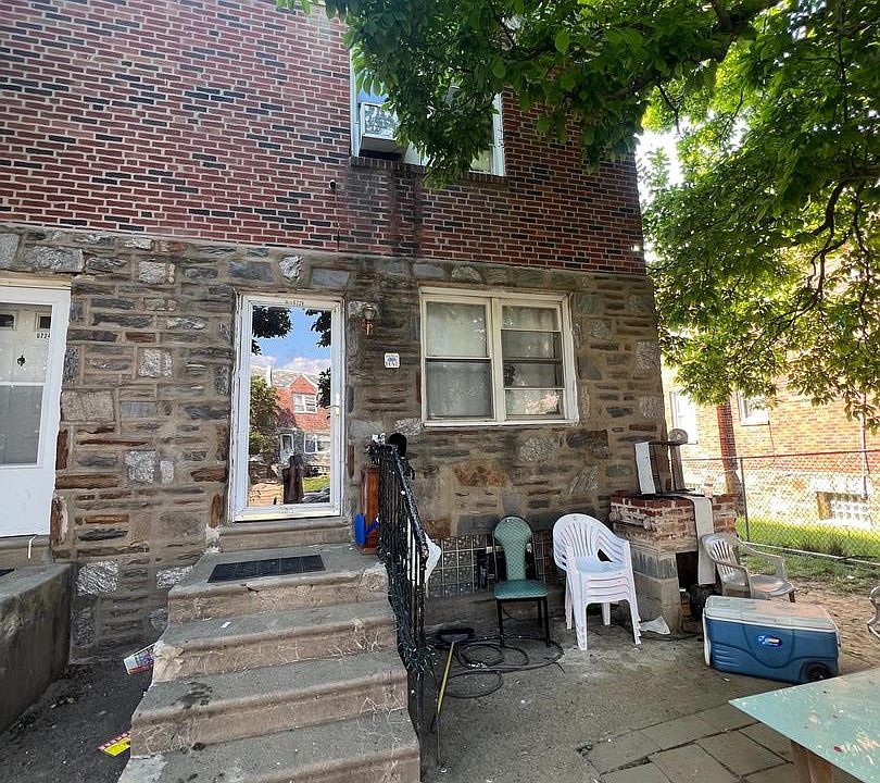 1st image of 6726 Akron St
