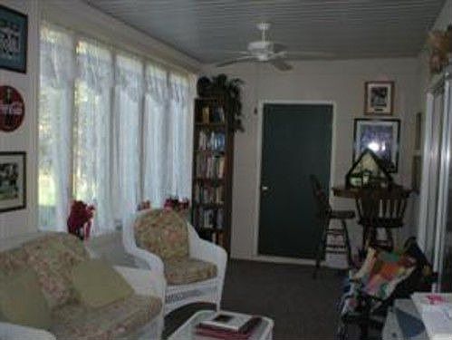 4th image of 111 Oxford Ct APT 4
