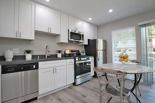 Floor plan Renovated One Bedroom