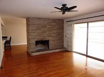 2nd image of 11 Hays St