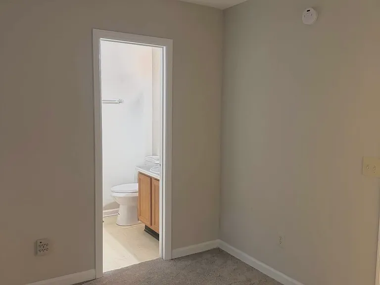 6639 Meadow Green Cir — Photo 7