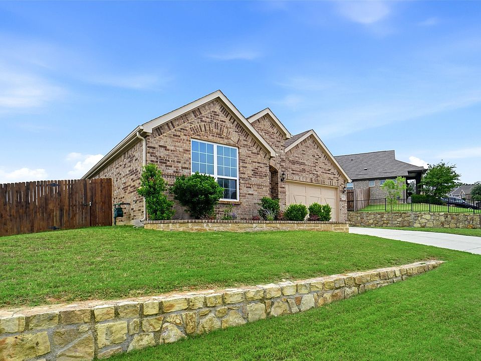 1st image of 6513 Woodmere Ct