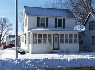 200 W Arnold St, Marshfield, WI 54449