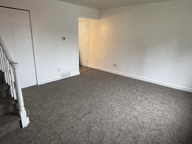 507-509 Goshen Ct #509 — Photo 9