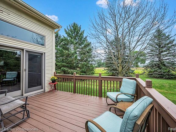 3rd image of 646 Rolling Hills Ln