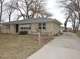 340 108th St, Pleasant Prairie, WI 53158