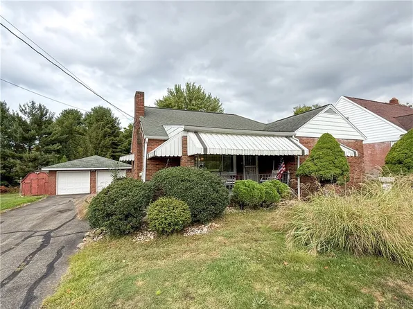 2317 Pleasantview Dr, Ford City, PA 16226