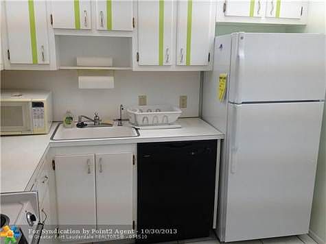 4th image of 20400 W Country Club Dr APT 504
