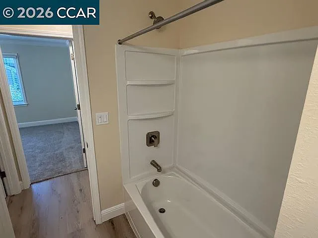 1489 Carmel Dr — Photo 11