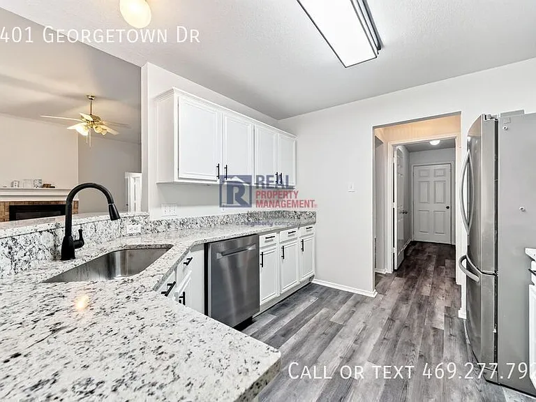 3401 Georgetown Dr — Photo 11