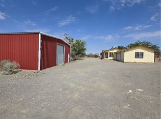 12285 Golden View Rd, Pinon Hills, CA 92372