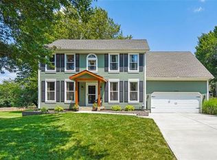 11317 Acuff Ln, Lenexa, KS 66215