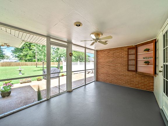 5th image of 5 Dogwood Ln