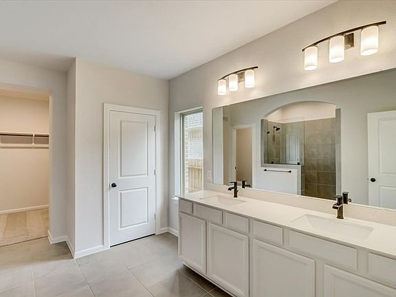 Owner s Bath