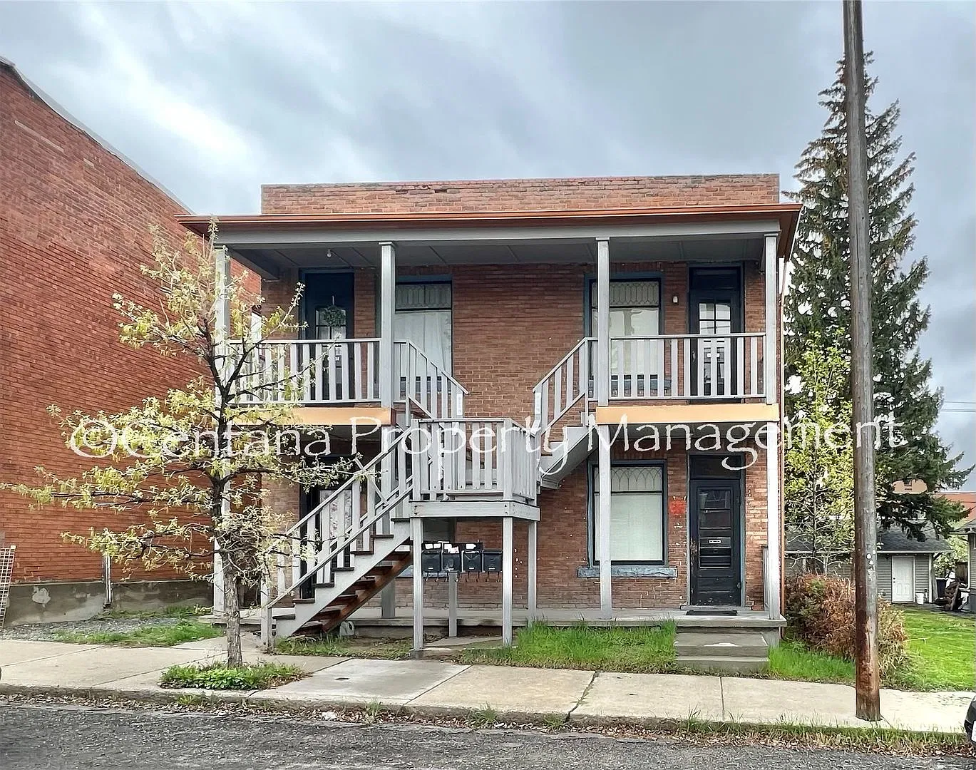 614-616 W Silver — Photo 1