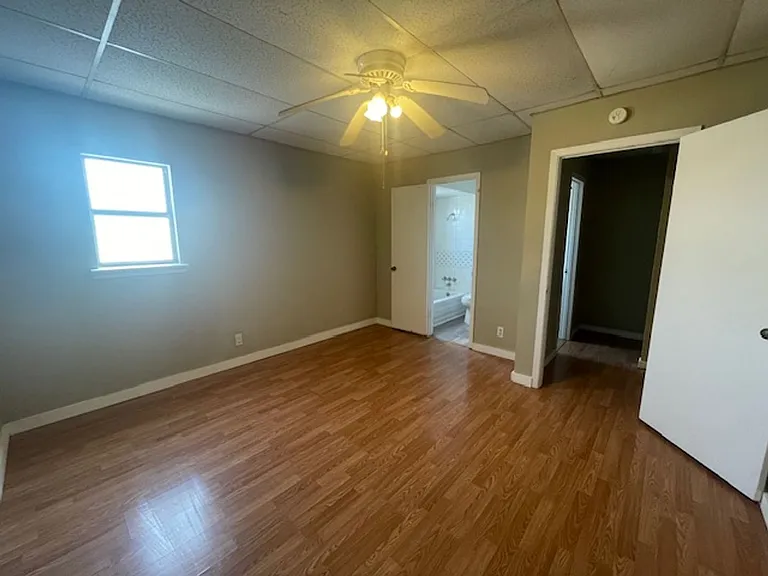 101 S Commonsway Dr #D — Photo 12