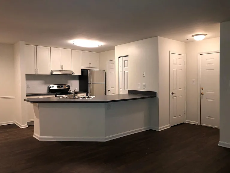 Wesley St. Claire Apartments at Lawrenceville — Photo 57