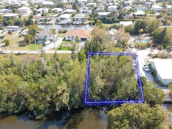 5th image of 5350 Marina Dr