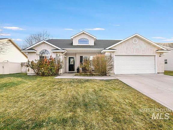 2nd image of 2308 Eastwood Rd