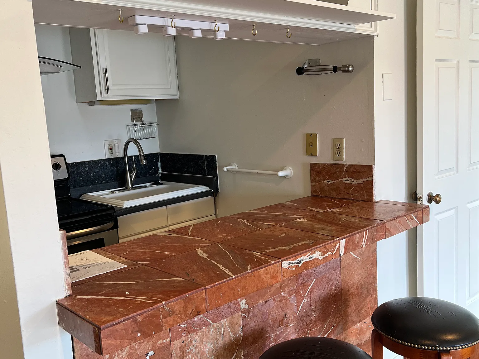 2 bed, 1150 sqft, $2,800 — Photo 4