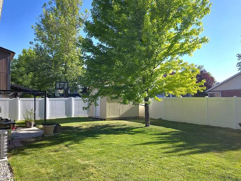 8200 S 865 E — Photo 27