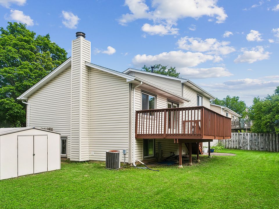 4691 Huntington Blvd, Hoffman Estates, IL 60192 | Zillow
