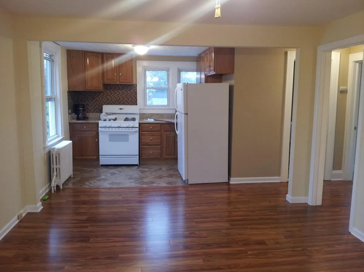 308 N 9th Avenue — Photo 2
