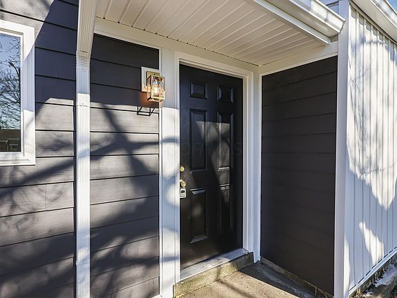 4th image of 3032 Baker Hill Rd