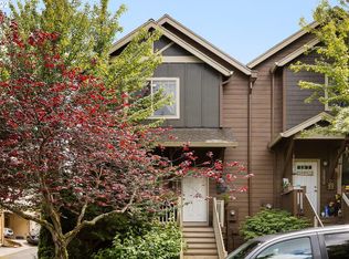 38574 Cascadia Village Dr, Sandy, OR 97055
