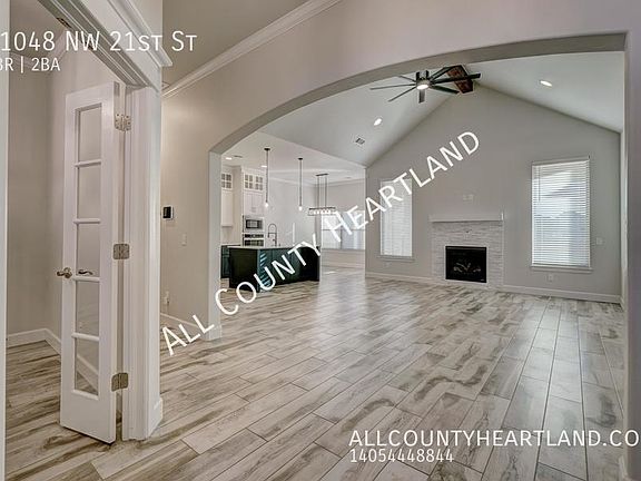 3rd image of 11048 NW 21st St