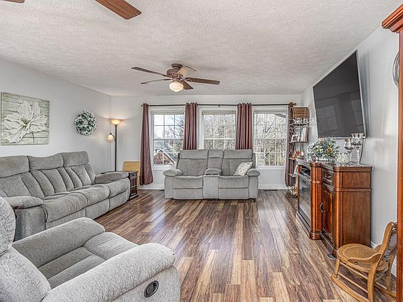 4th image of 4173 Scarlett Dr