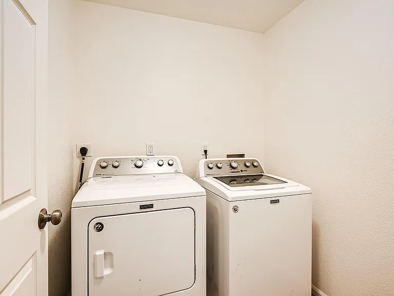 5514 Laredo St — Photo 22