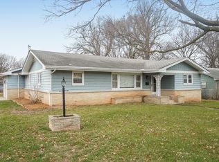 1963 S Fort Ave, Springfield, MO 65807