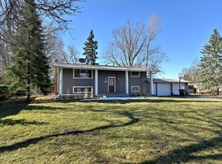 4919 Independence St, Maple Plain, MN 55359