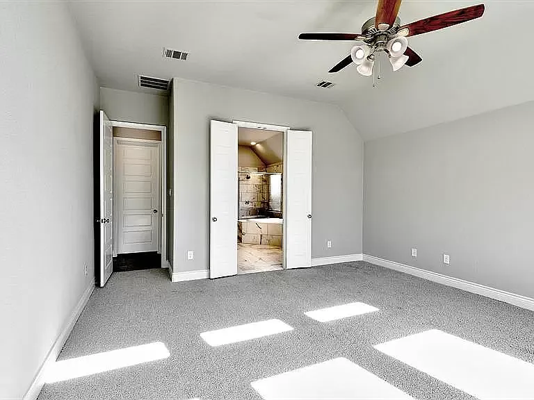 333 Cowling Dr — Photo 9