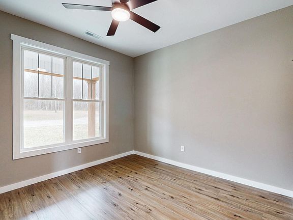 5th image of 80 Ellie Ct #80