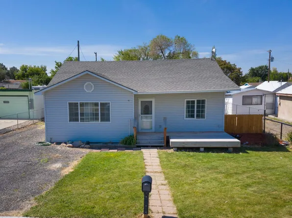 927 Sprague Ave, Buhl, ID 83316