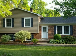 1195 Green Meadows Dr, Lexington, NC 27292