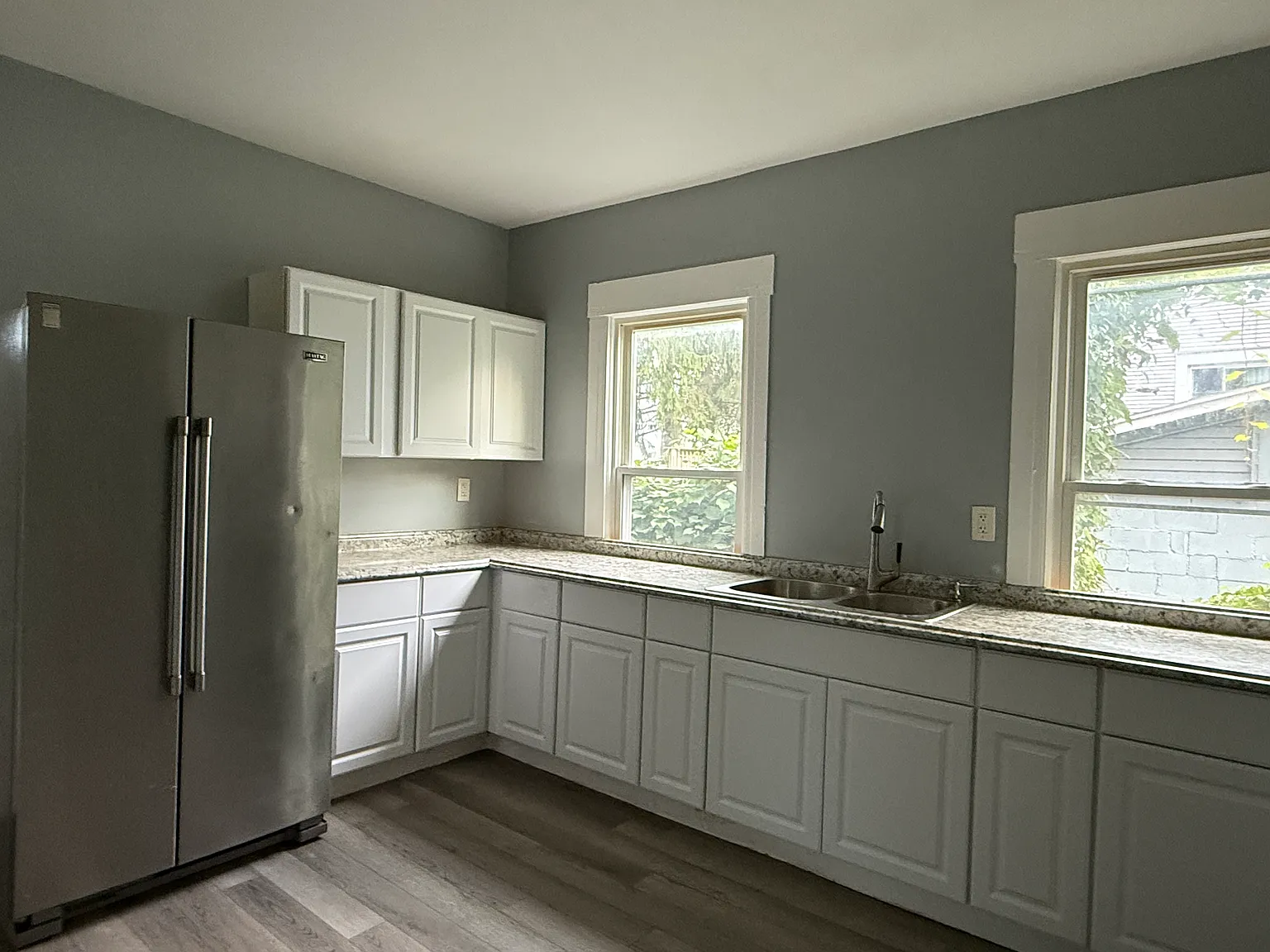 4 bed, 1600 sqft, $2,000 — Photo 4