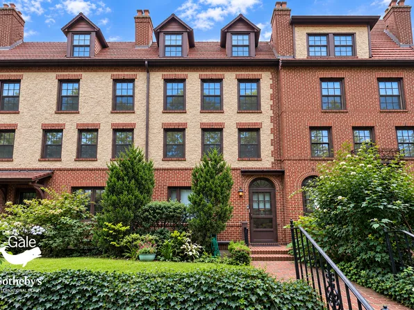 172 Burns Street image 1 of 12