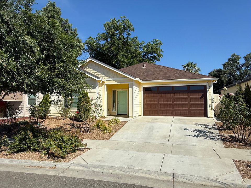 1st image of 751 Reece Ln
