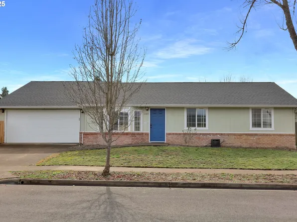 3285 Redwood Dr, Springfield, OR 97478