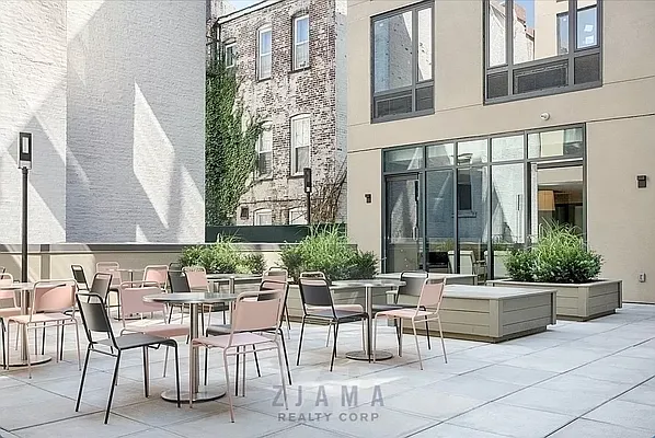 Rented by Zjama Realty Corp | media 37