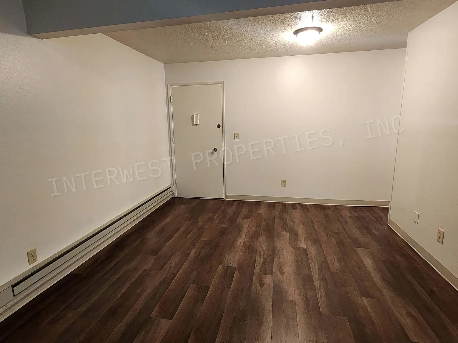 2 bed, 636 sqft, $1,525 — Photo 3