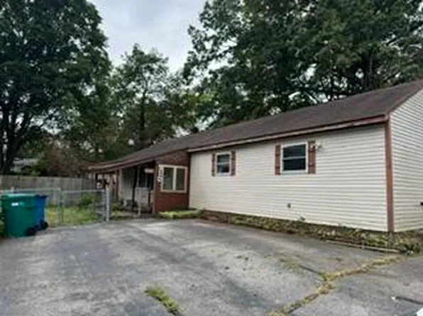 510 W 13th St, La Porte, IN 46350