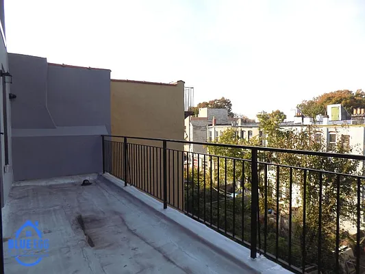 Rented by Blue Egg Realty Corp | media 25